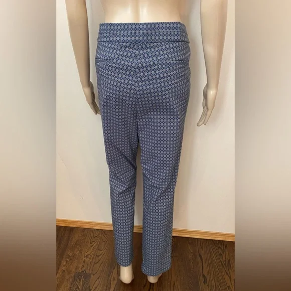 Rafaella - Picture 2 of 2